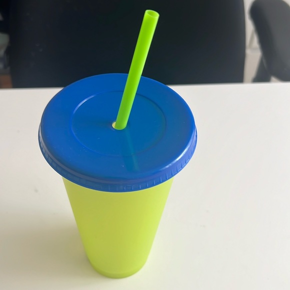 24oz Color Changing Cup - Picture 1 of 1